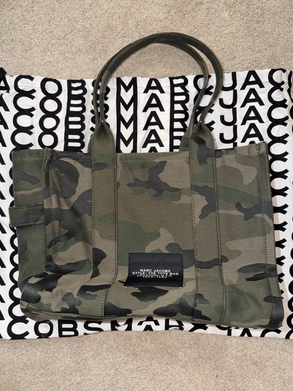 Marc Jacob’s - the camo jacquard tote bag *Large - Picture 3 of 4
